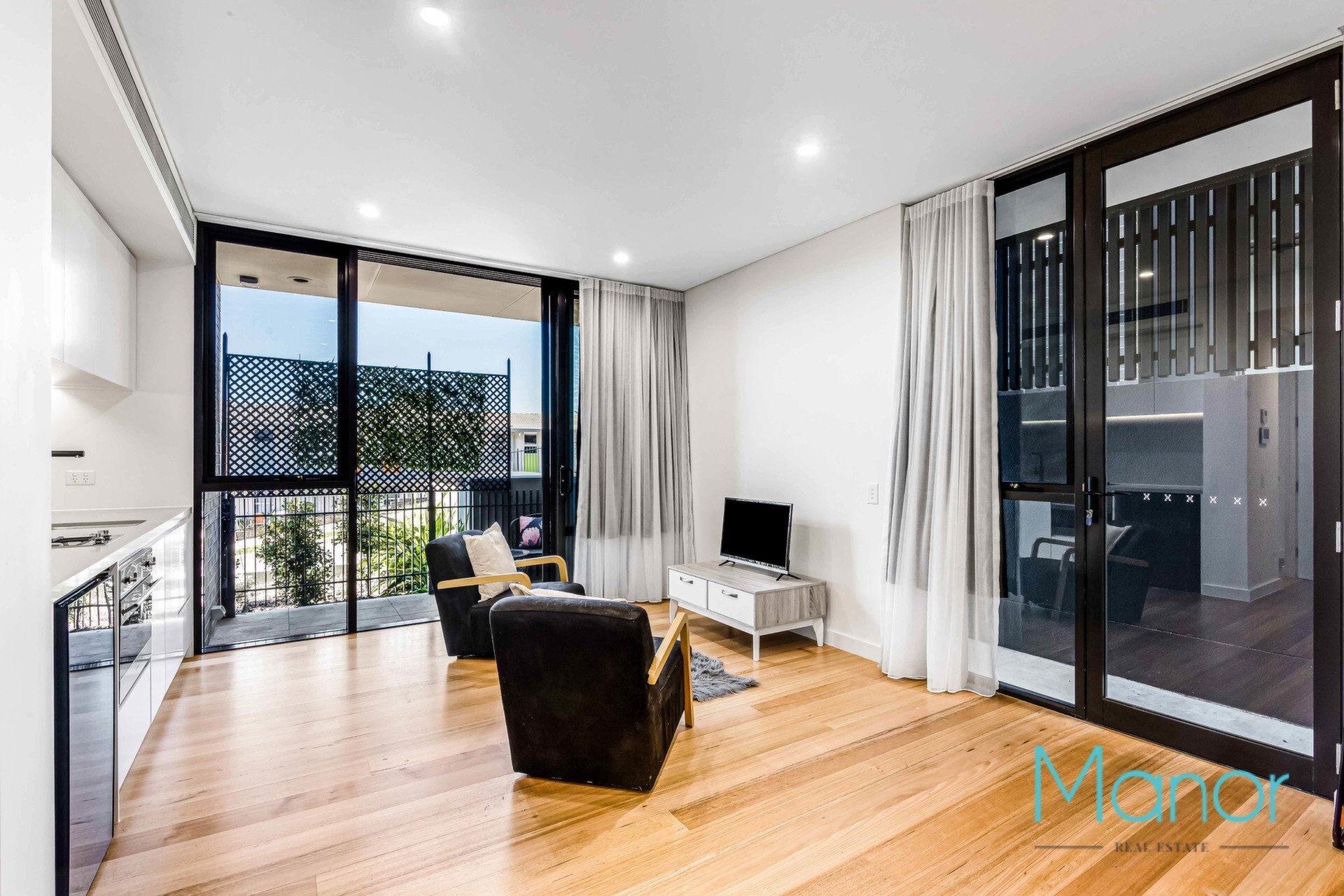 Flat 53 Susan Schardt Way Putney