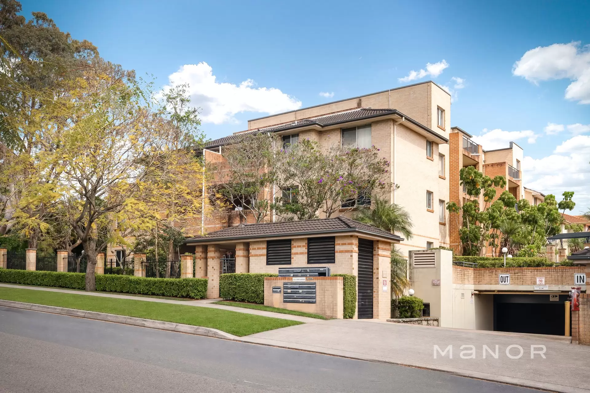 18/2 Conie Avenue, Baulkham Hills